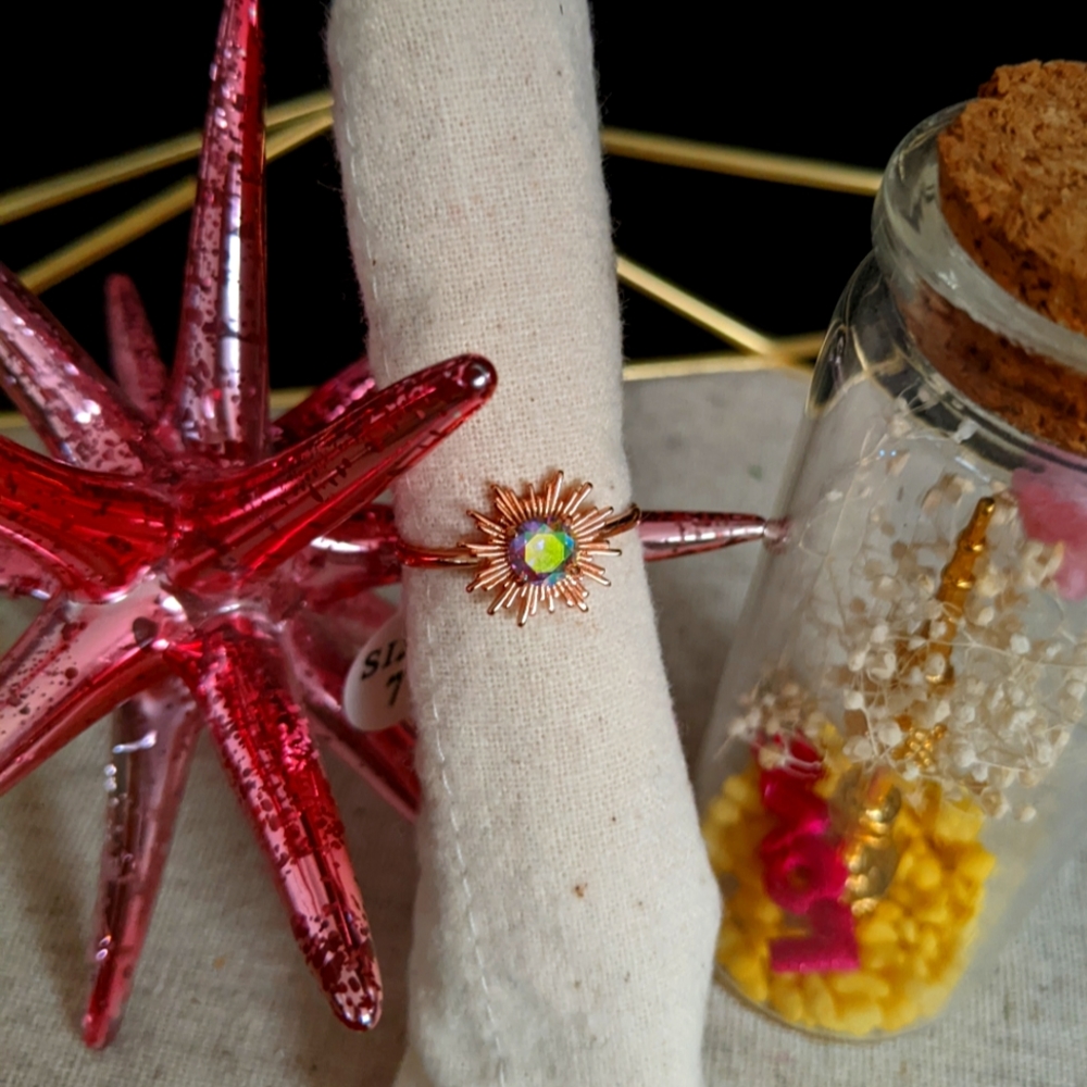 Sunburst ring